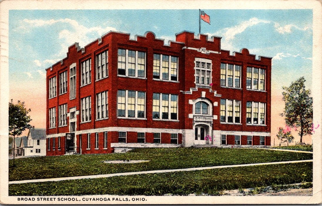 Cuyahoga Falls Ohio Broad Street School L Schartenberg Postcard Cuyahoga Falls Ohio Broad Street School L Schartenberg Postcard