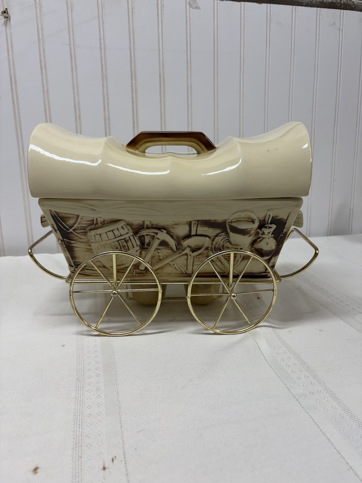Vintage McCoy Pottery Rancho Chuck Wagon Covered Casserole Dish