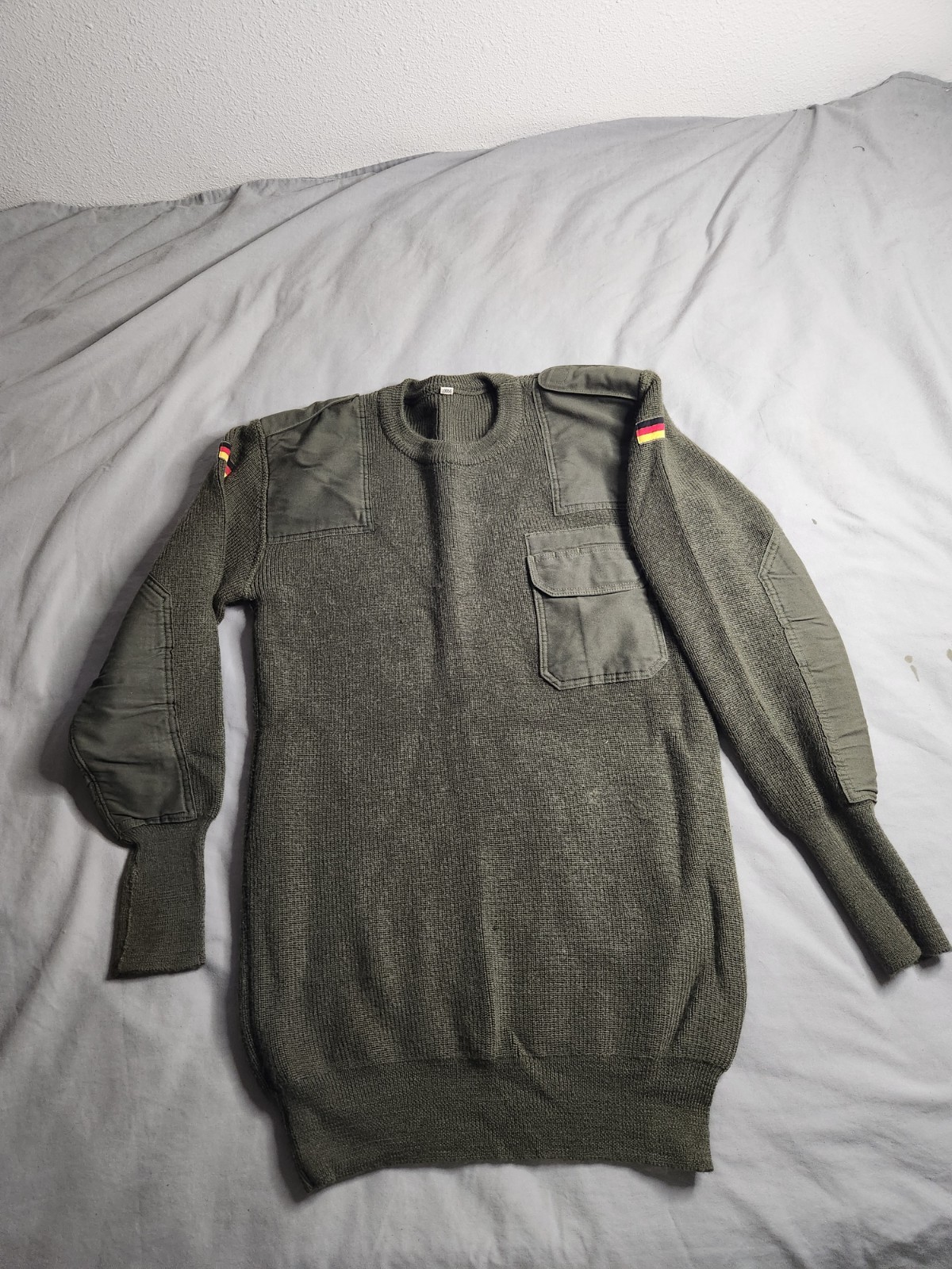 Vintage German Commando Bundeswehr Sweater Mens Size Medium Green Wool Military