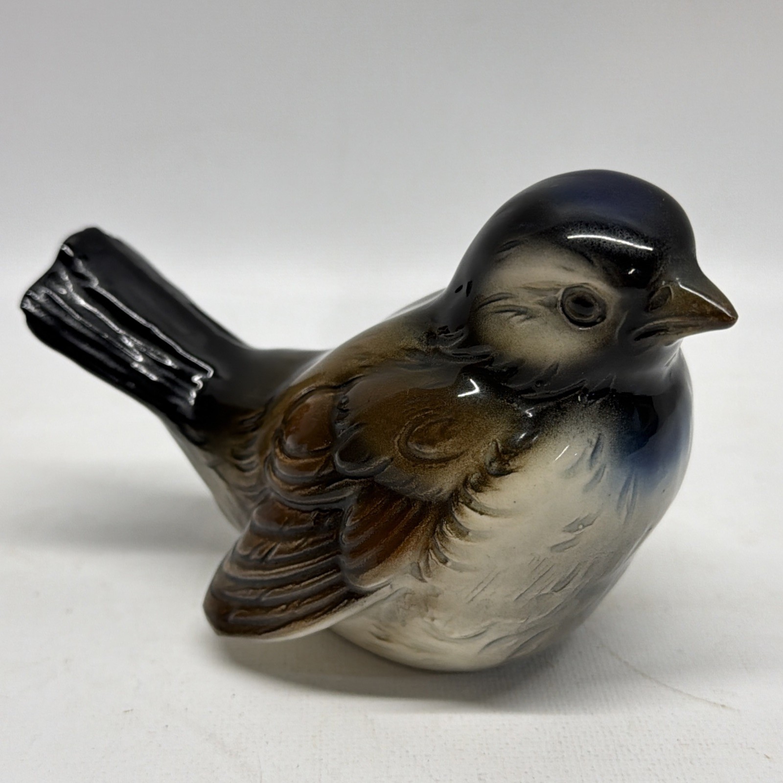 Vintage Goebel Porcelain Sparrow Chickadee Bird Figurine CV73 West Germany