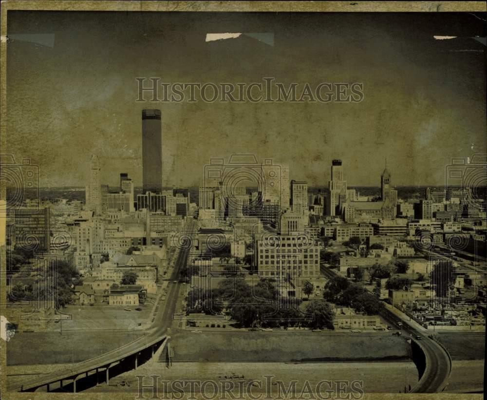 Press Photo Distant view of the skyscrapers in a city - lra16413