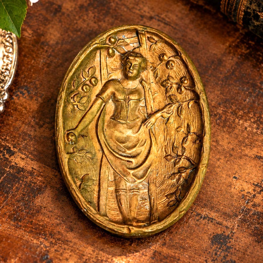 Risque Antique Bronze Catchall Tray Art Nouveau Figural Dish Cheeky Lady Vanity Risque Antique Bronze Catchall Tray Art Nouveau Figural Dish Cheeky Lady Vanity