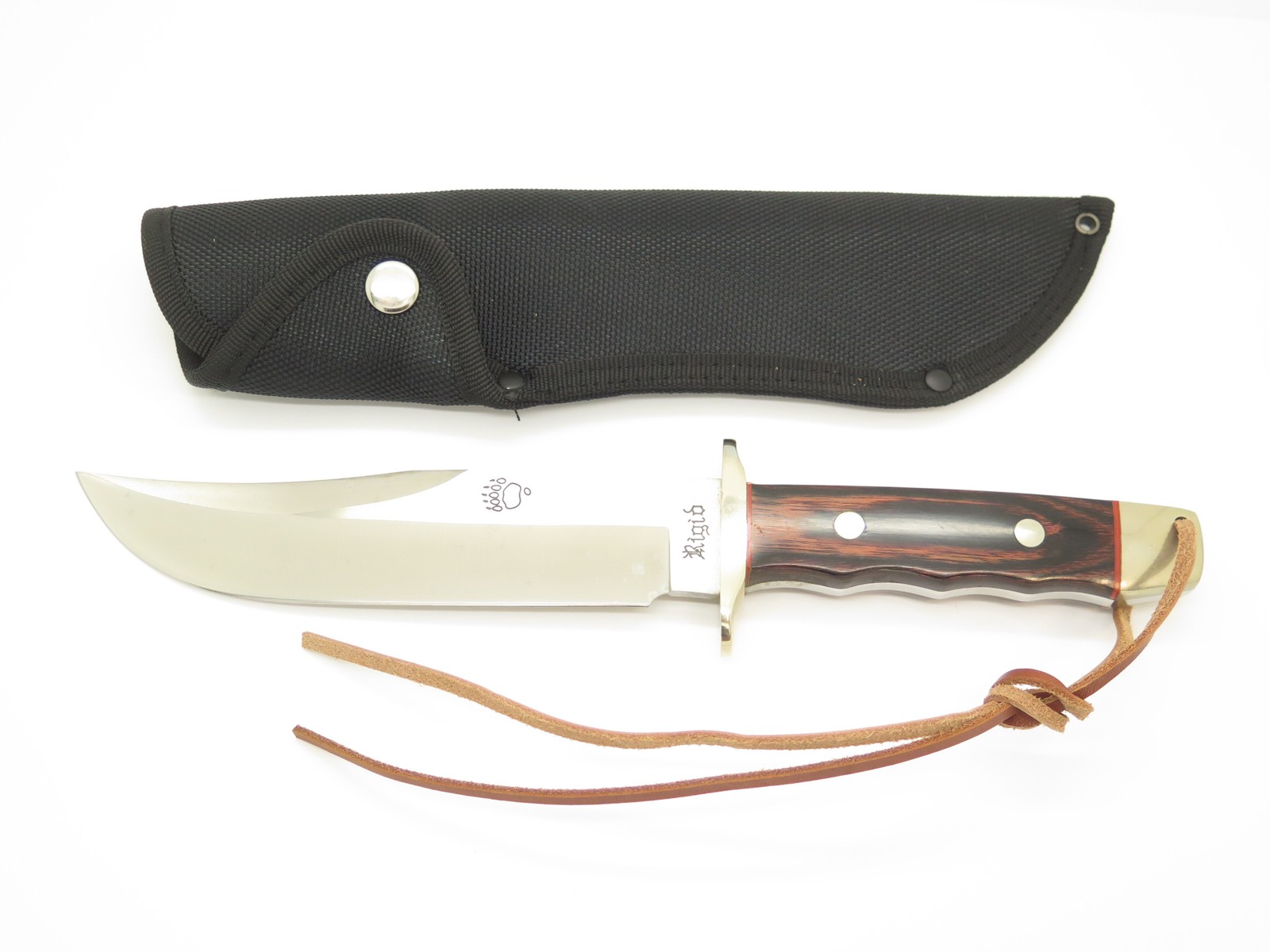 Vintage Rigid Bear Paw Tak Fukuta Seki Japan Wood Fixed Bowie 