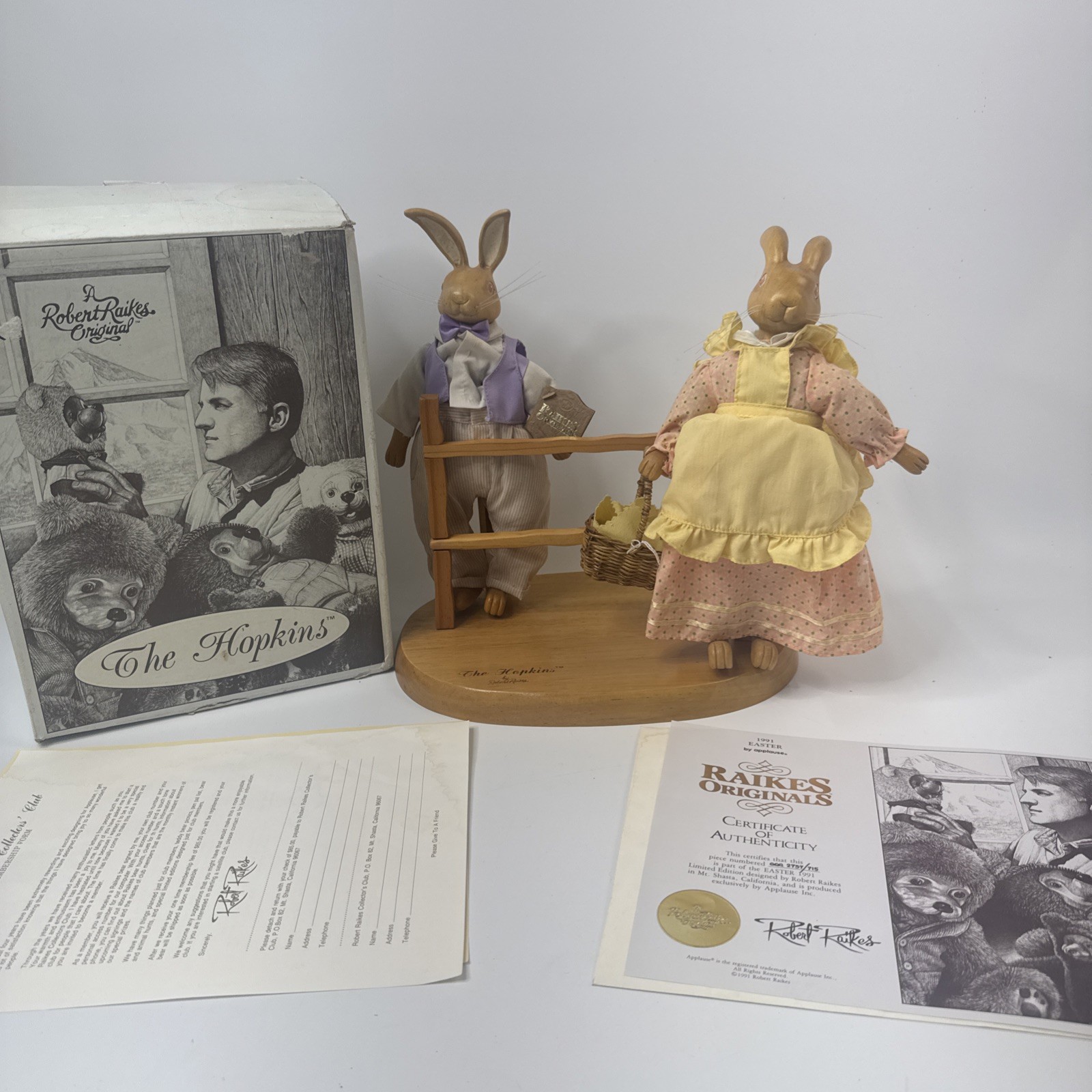 Vtg 1991 Robert Raikes Original Wood Easter Bunnies The Hopkins Orig Box and COA