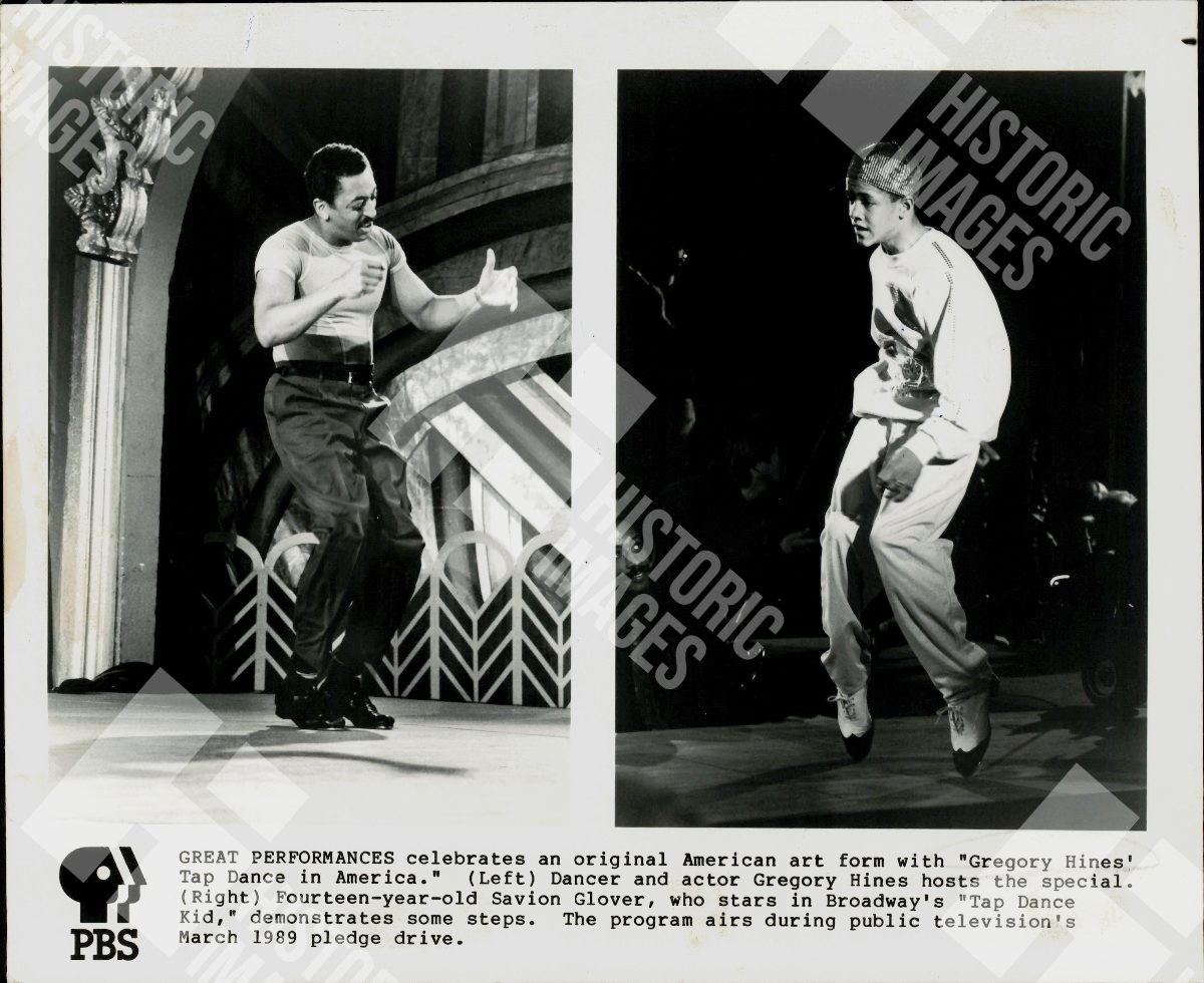 1989 Press photo showing Gregory Hines and Savion Glover tap dancing