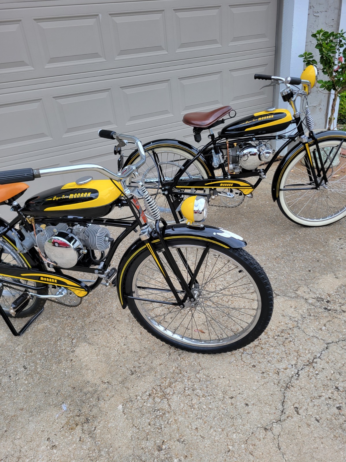 1950 Monark Supertwin 1950 Monark Supertwin