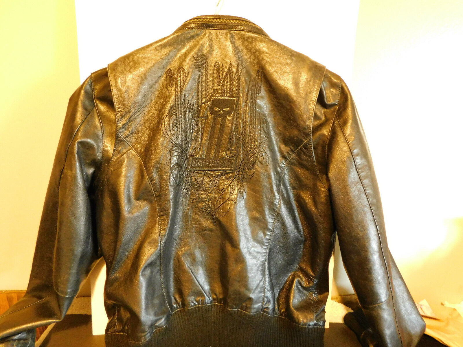 Harley Davidson Leather Jacket Womens XL Embroidered Back Nice Lining 