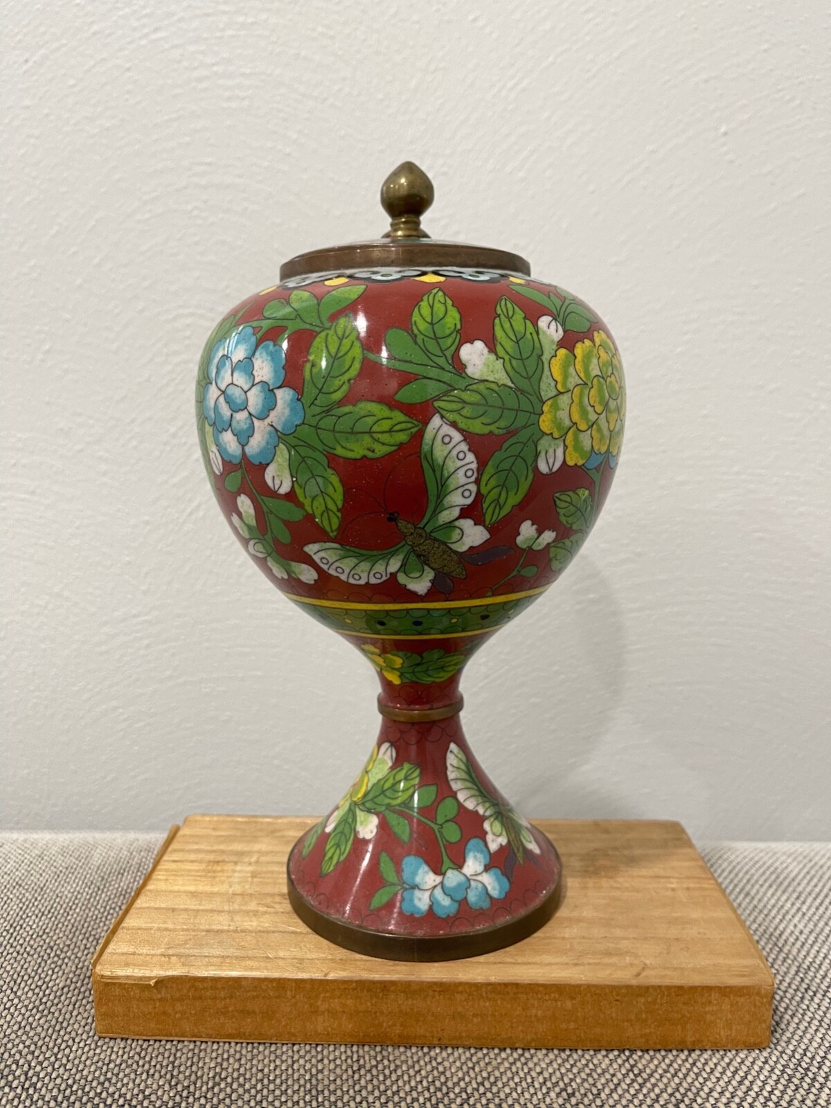Vintage Antique Chinese Red Cloisonne Lidded Urn Vase Flowers & Butterflies