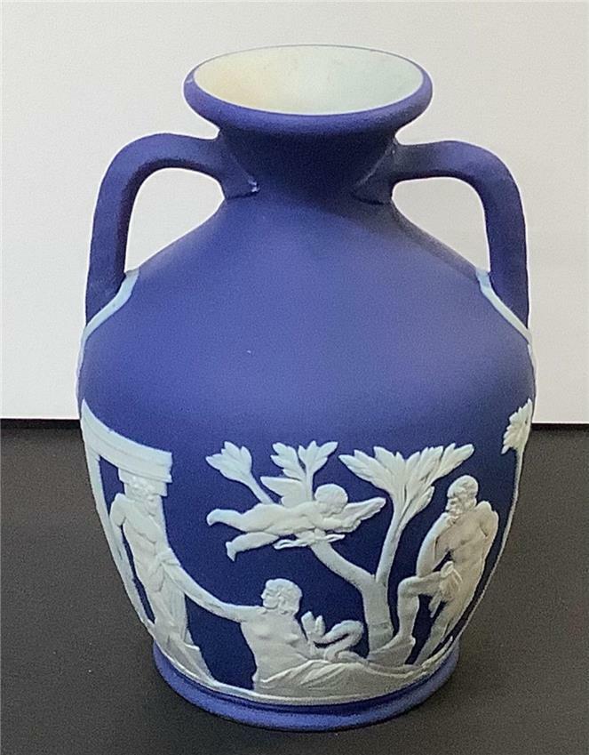 Antique Wedgwood blue dip Jasperware Portland Vase 6\