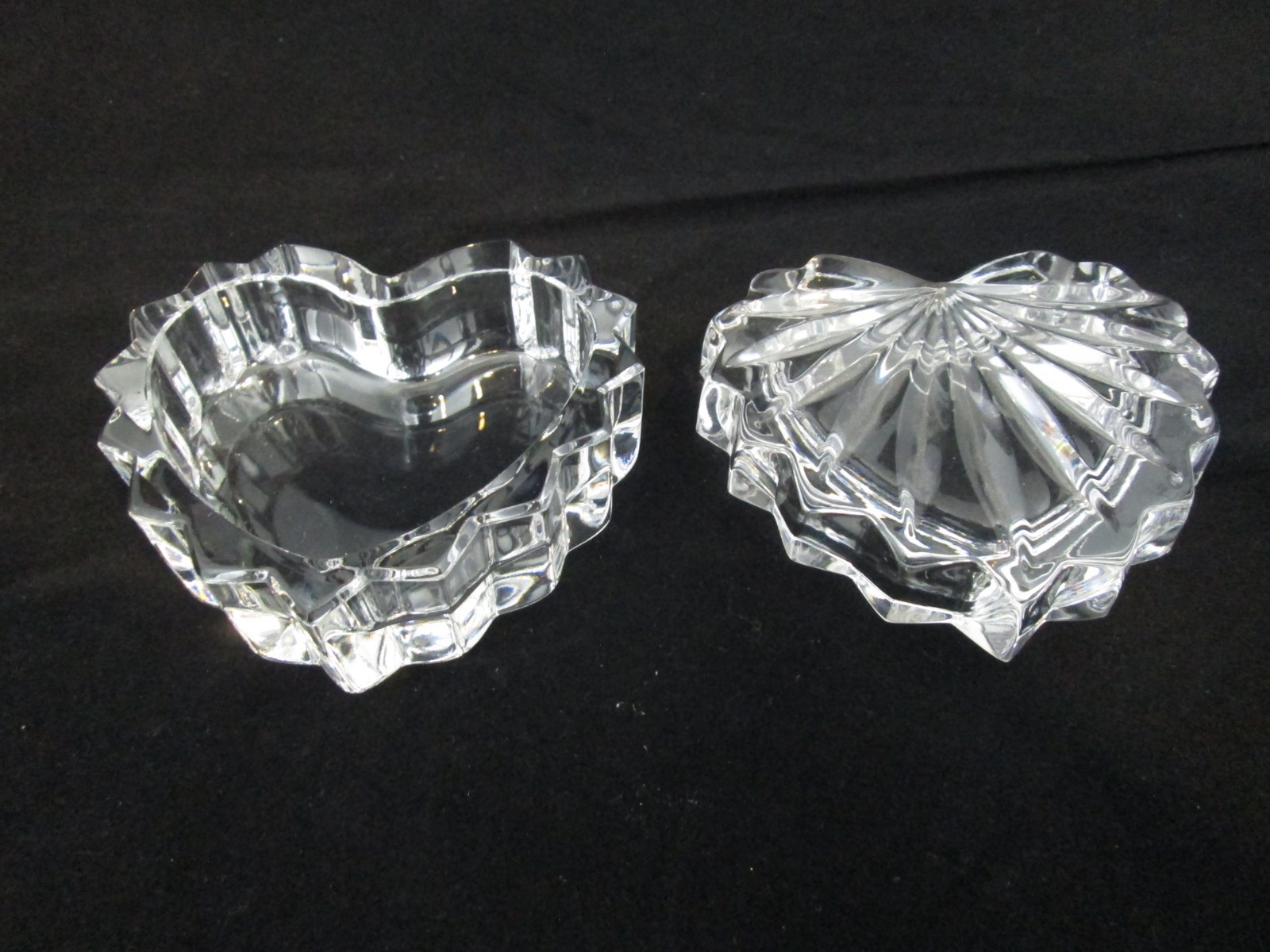 Crystal Glass Covered Shell Trinket Dish or Box Vanity 