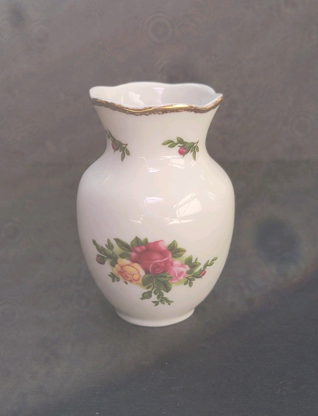 Vintage Royal Albert Old Country Roses Mini Vase, Floral Bone China England