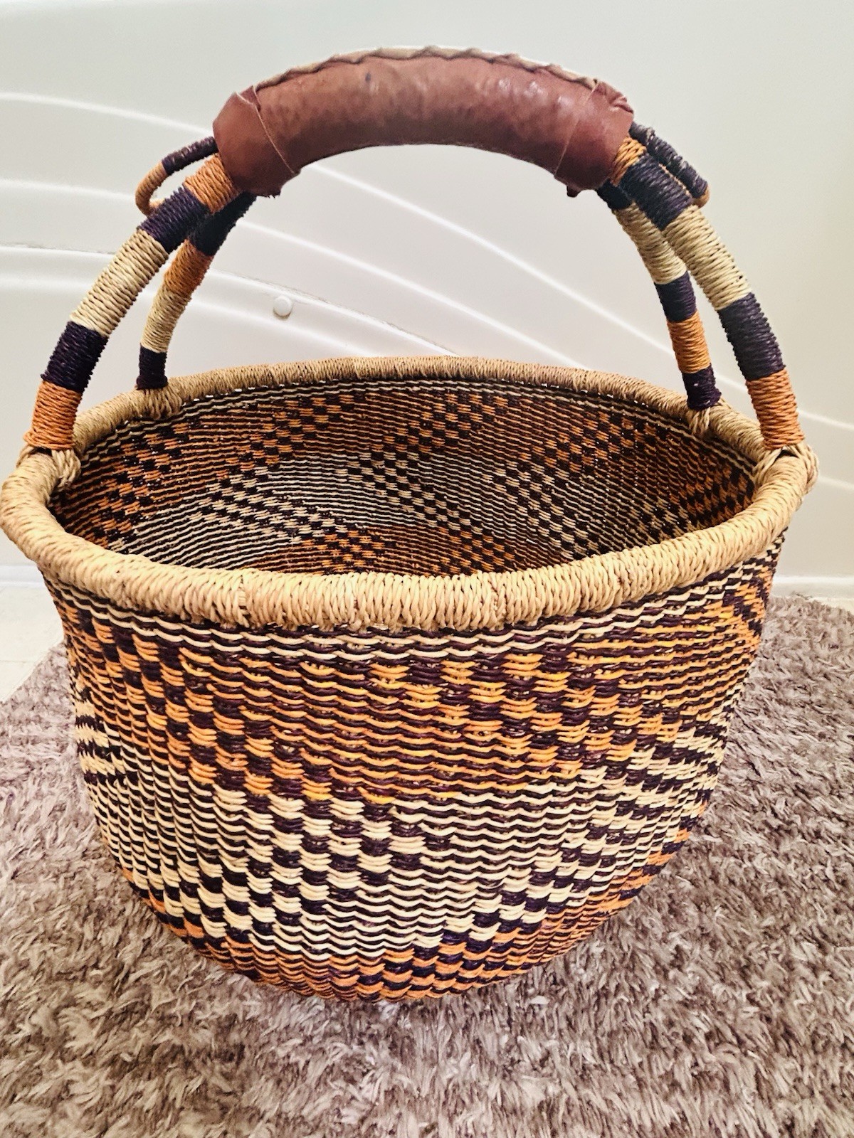VTG Handwoven Bolga Basket Ghana African Market Basket Leather Handle 17”x10”