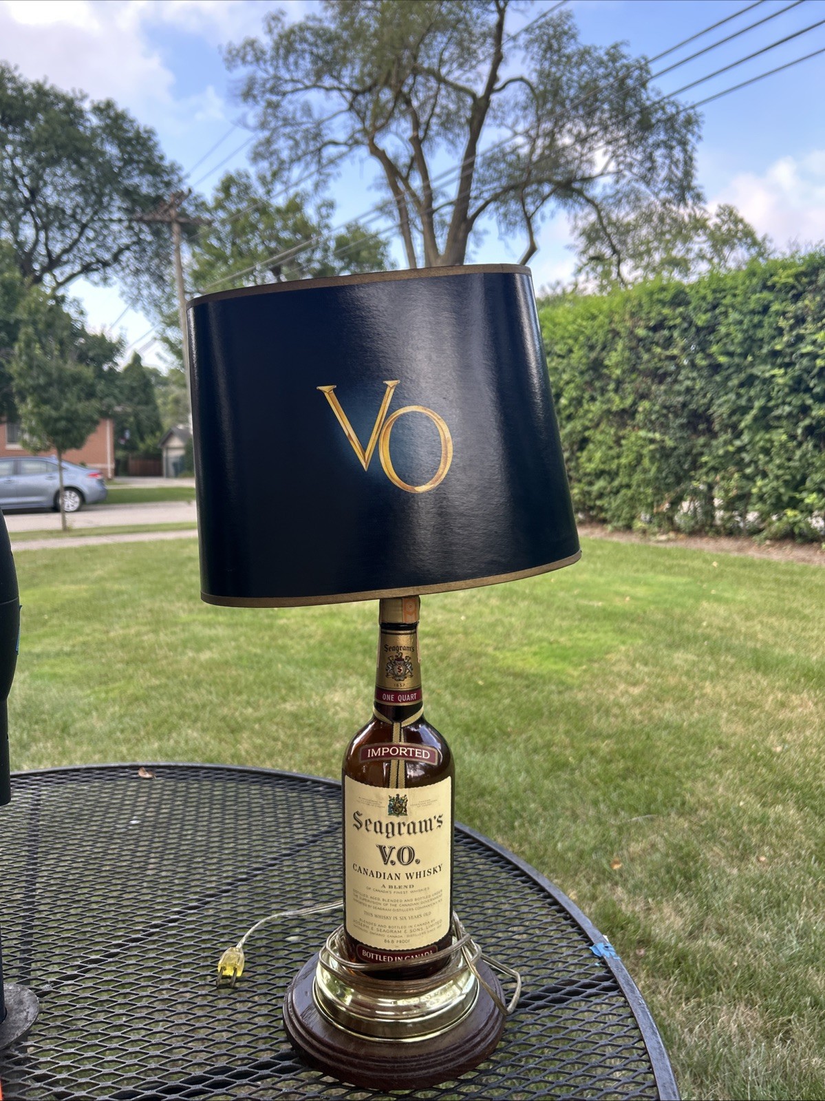 Seagram's VO Table Lamp