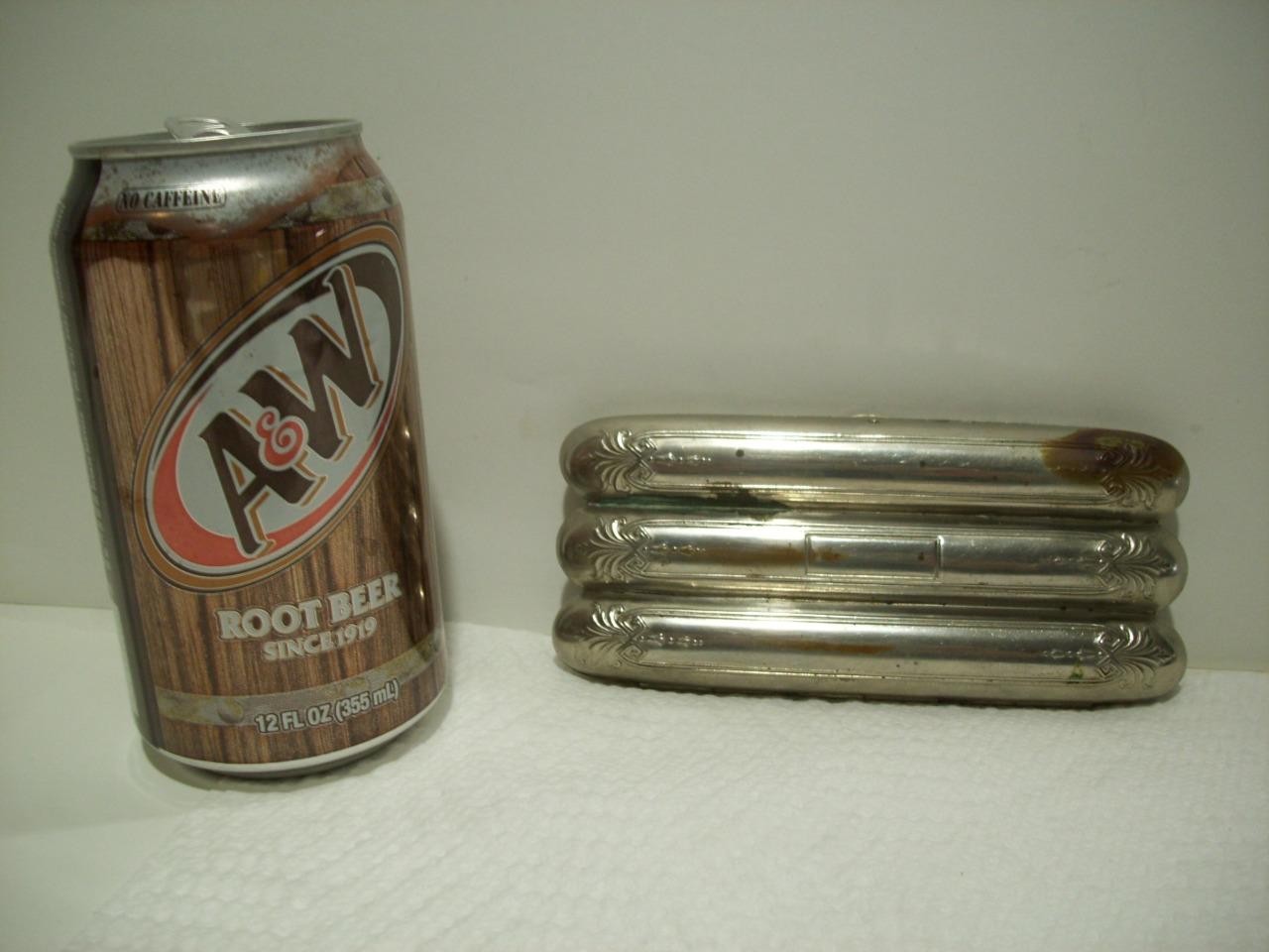 Vtg/Antique POCKET METAL CIGAR CASE / HOLDER