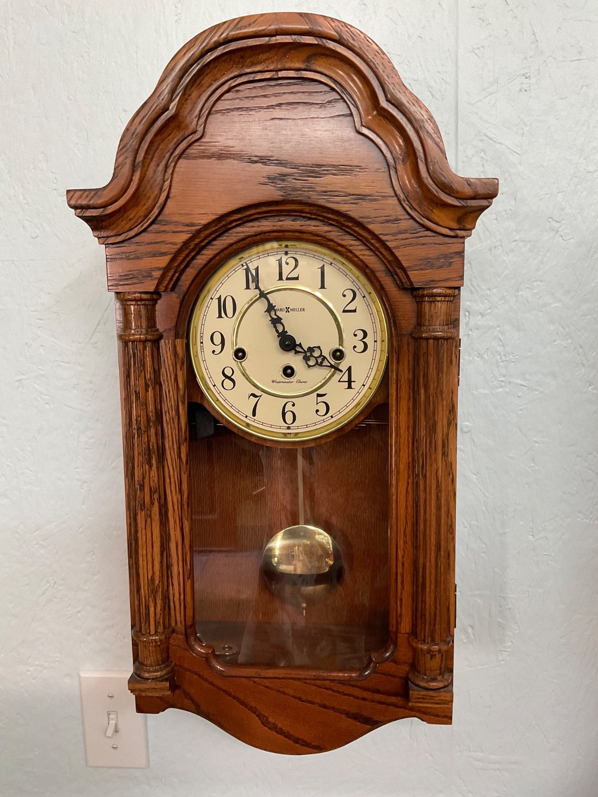 Vintage Howard Miller Wood Wall Clock Westminster Chimes 613-226 - Beautiful