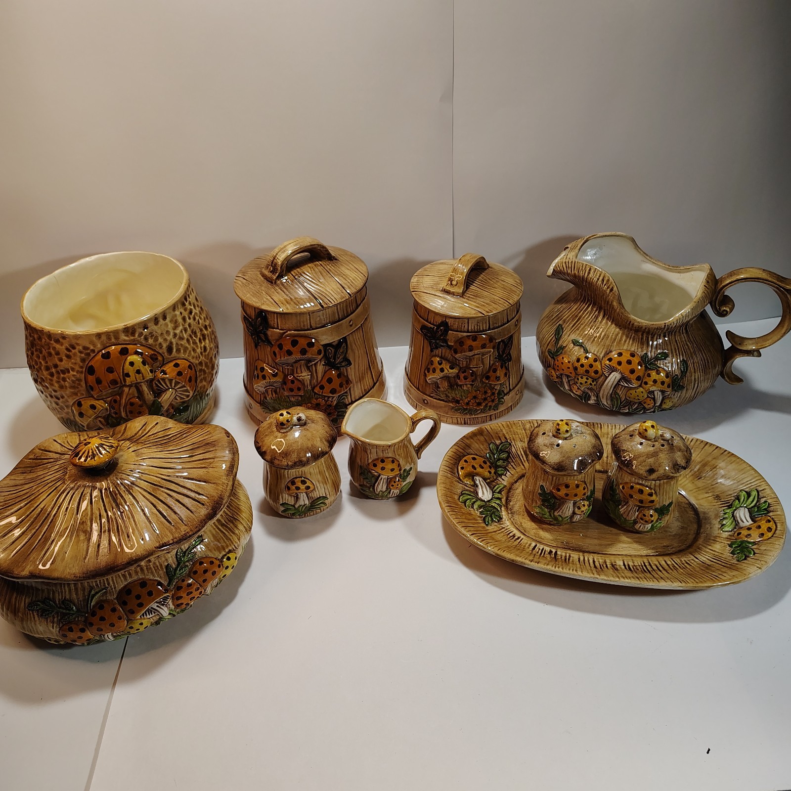 HTF VTG Arnel\'s Complete Mushroom Kitchen Set 70\'s