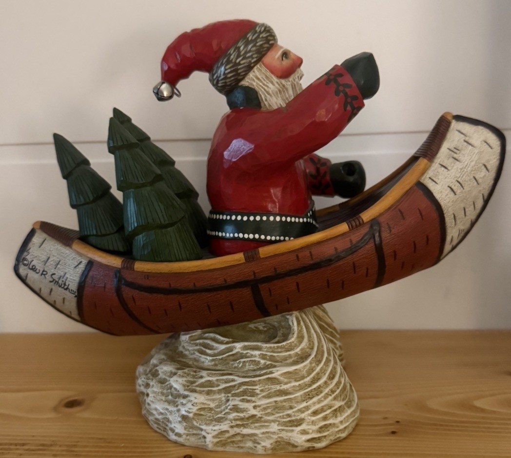 Leo Smith Santa Canoe Numbered 561/1000 Figure Trees Vtg HTF. Missing oar.