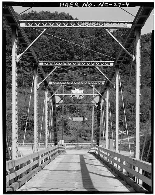 Photo:Burnsville NC North Toe River Bridge 1930s Top Chord Rivet Joint