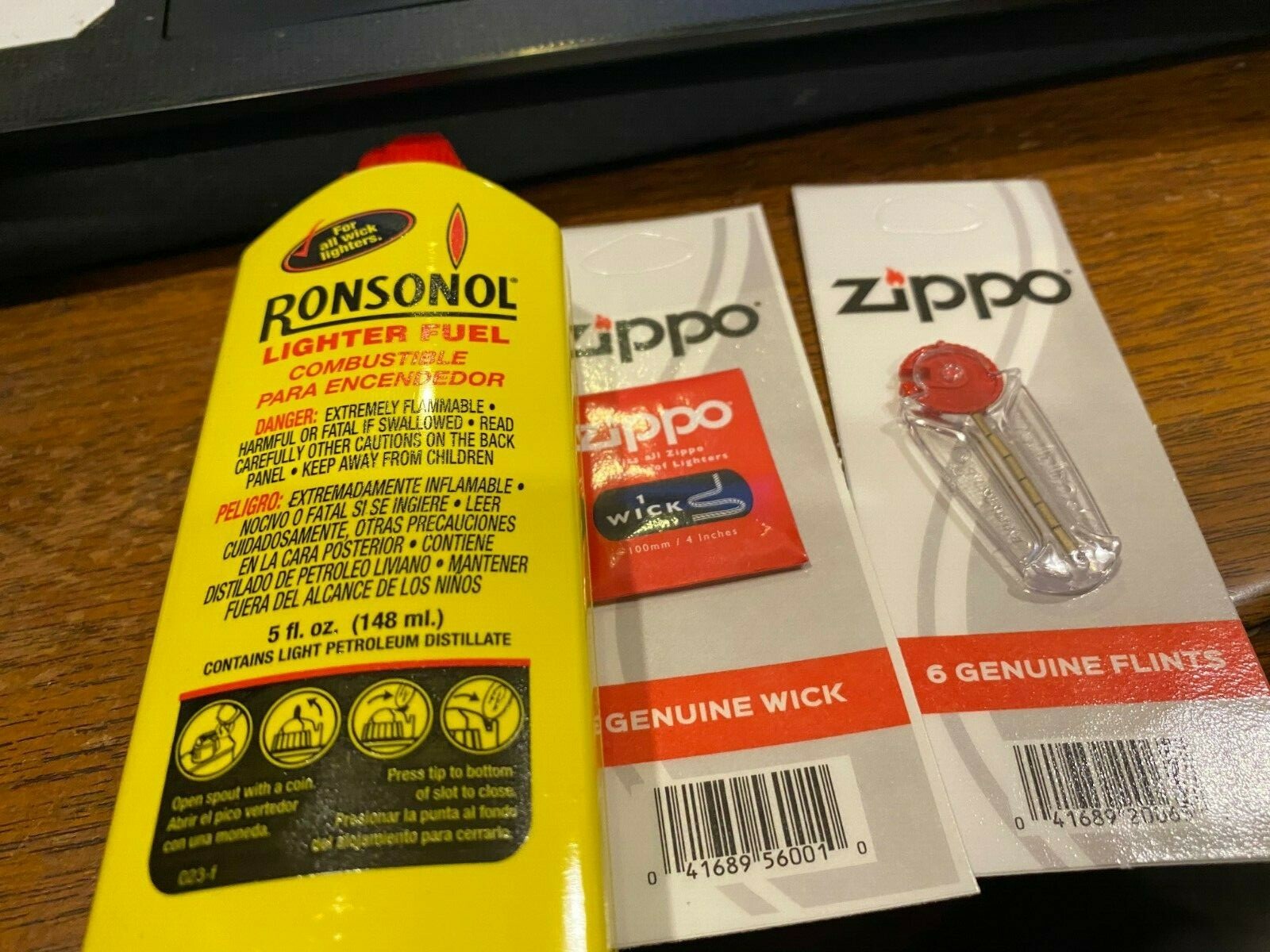 Genuine RONSON 5 ounce Lighter Fluid Fuel with 6 flints and 1 wick Genuine RONSON 5 ounce Lighter Fluid Fuel with 6 flints and 1 wick