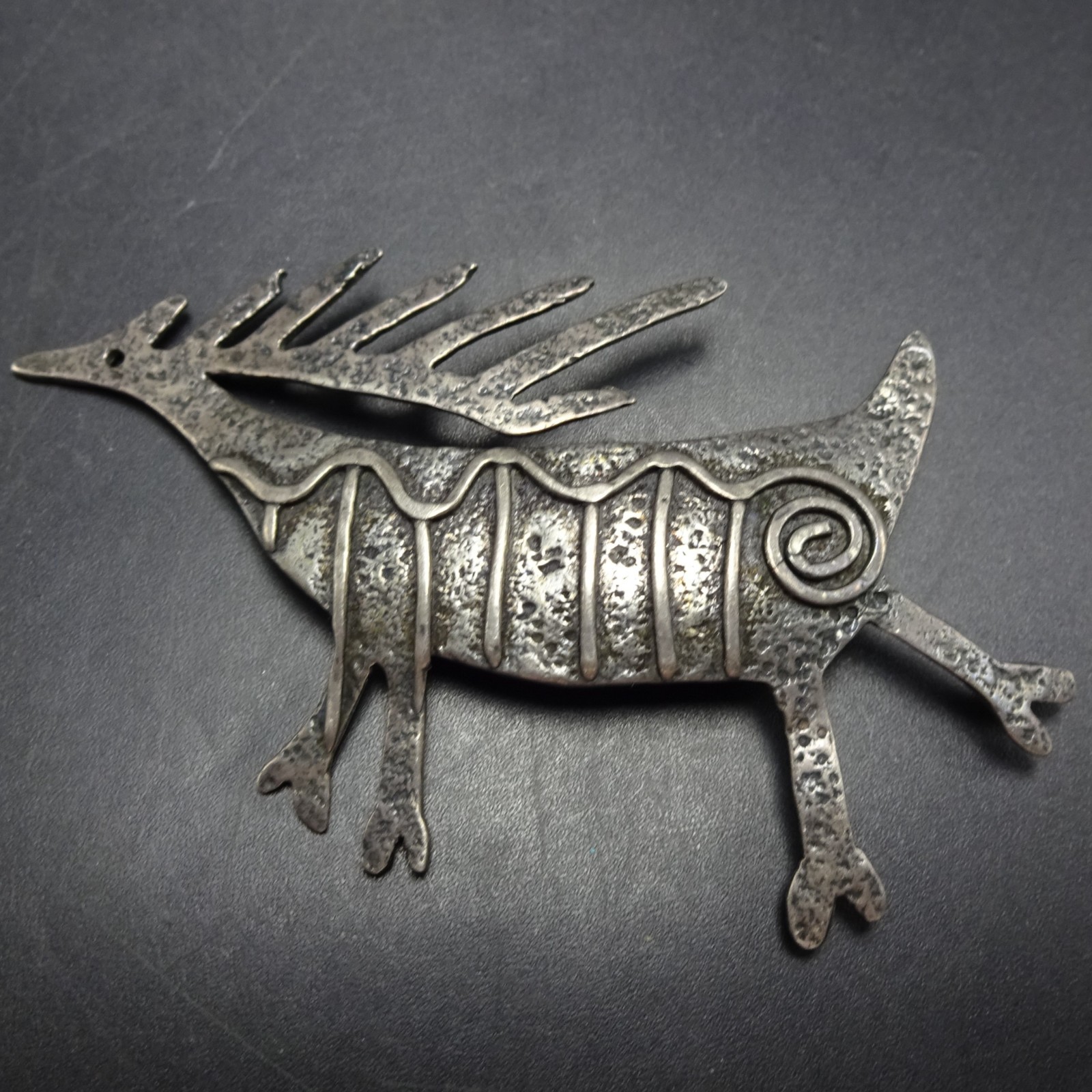 Vintage Sterling Silver BULL ELK PIN/BROOCH signed 𝓮𝓵𝓴 Sterling ©92 Vintage Sterling Silver BULL ELK PIN/BROOCH signed 𝓮𝓵𝓴 Sterling ©92