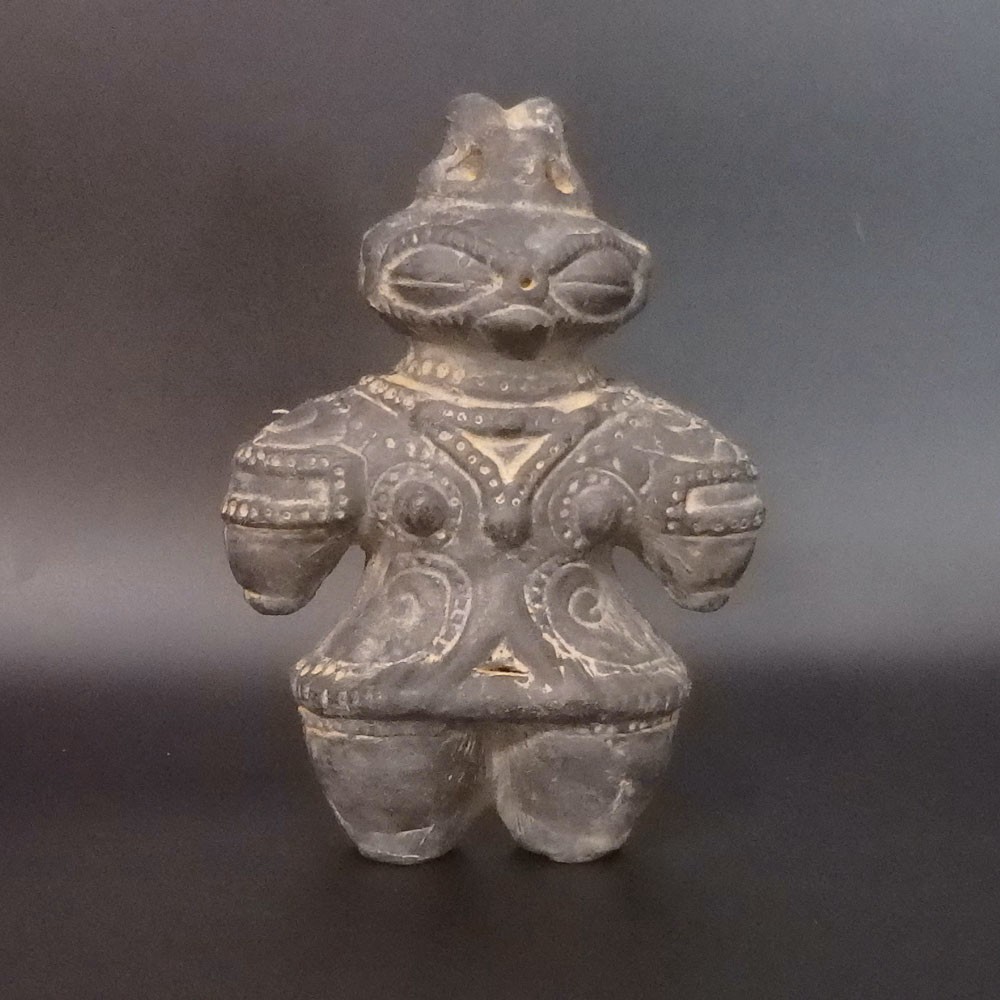 Dogu Jomon Period Haniwa Clay Statue Earthen Figure Black 12cm Replica