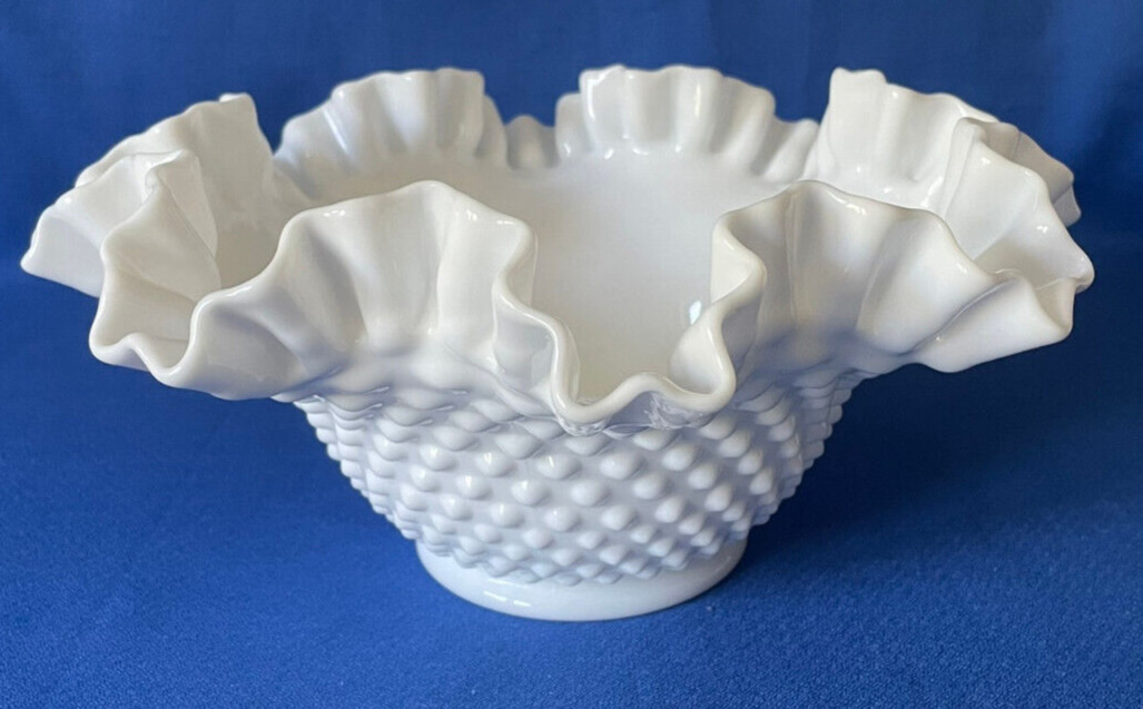 Vintage MID CENTURY 9.5 Crimped Centerpiece Bowl HOBNAIL White Milk Glass FENTON