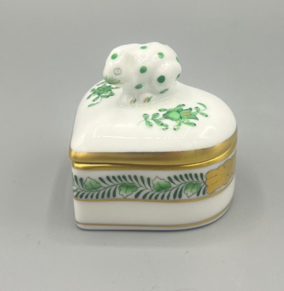 Vtg Herend Hungary Apponyi Green Porcelain Heart Trinket Box Bunny 6112/AV AS IS