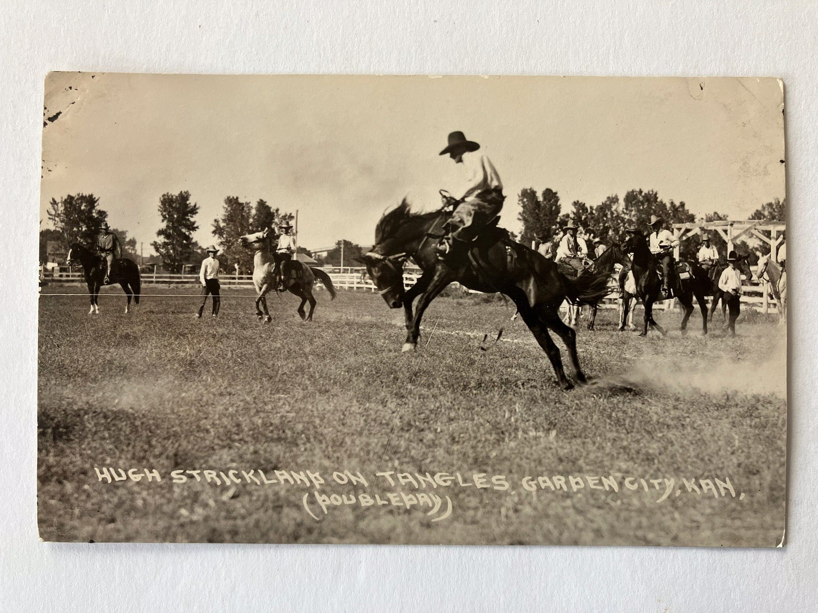 RPPC HUGH STRICKLAND ON TANGLES, GARDEN CITY, KANSAS - Doubleday Photo Postcard RPPC HUGH STRICKLAND ON TANGLES, GARDEN CITY, KANSAS - Doubleday Photo Postcard