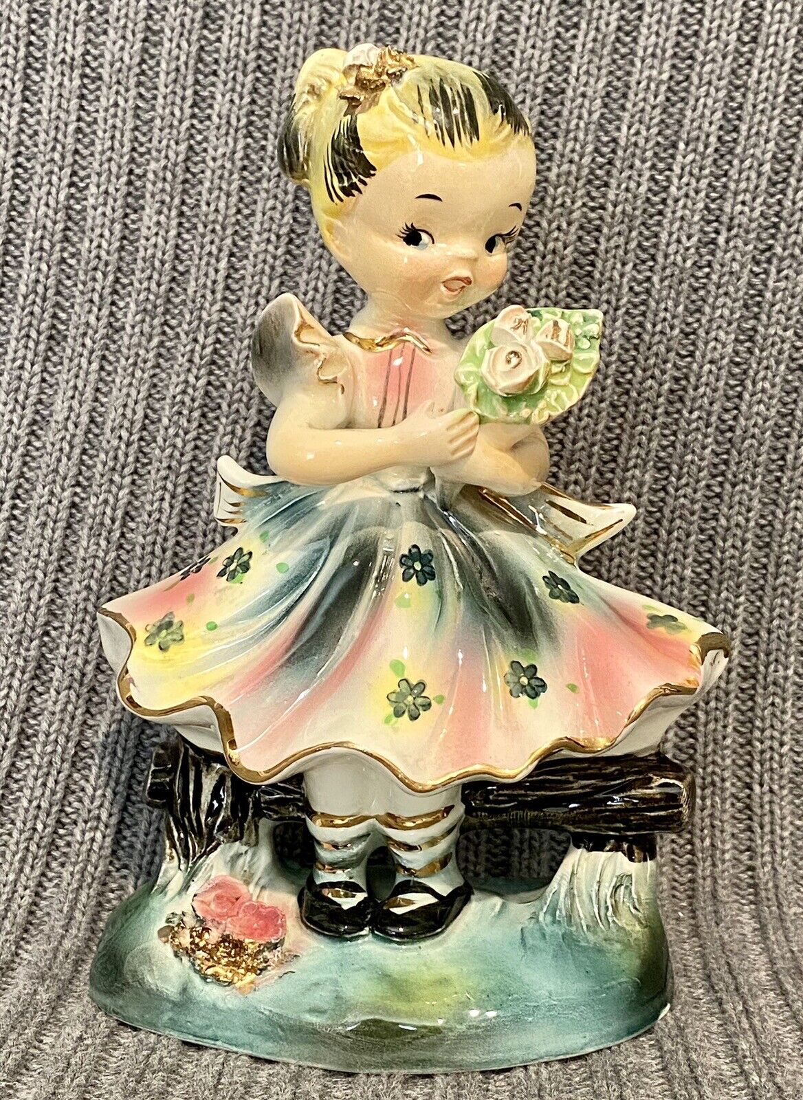 1950s HB Japan Little Girl Figurine Holding Flowers Blond Ponytail 💗 6”