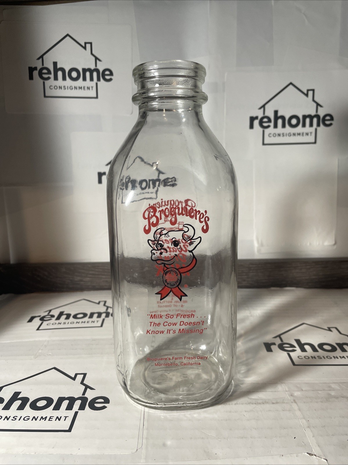 Broguieres Dairy Milk Glass Bottle 1Qt Vintage, Montebello, CA
