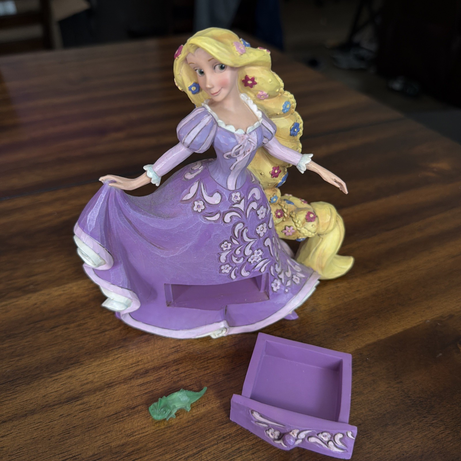 Disney Rapunzel on the Tower Figure with drawer 16.5x15x8.5cm/6.49x5.9x3.34\ Disney Rapunzel on the Tower Figure with drawer 16.5x15x8.5cm/6.49x5.9x3.34\