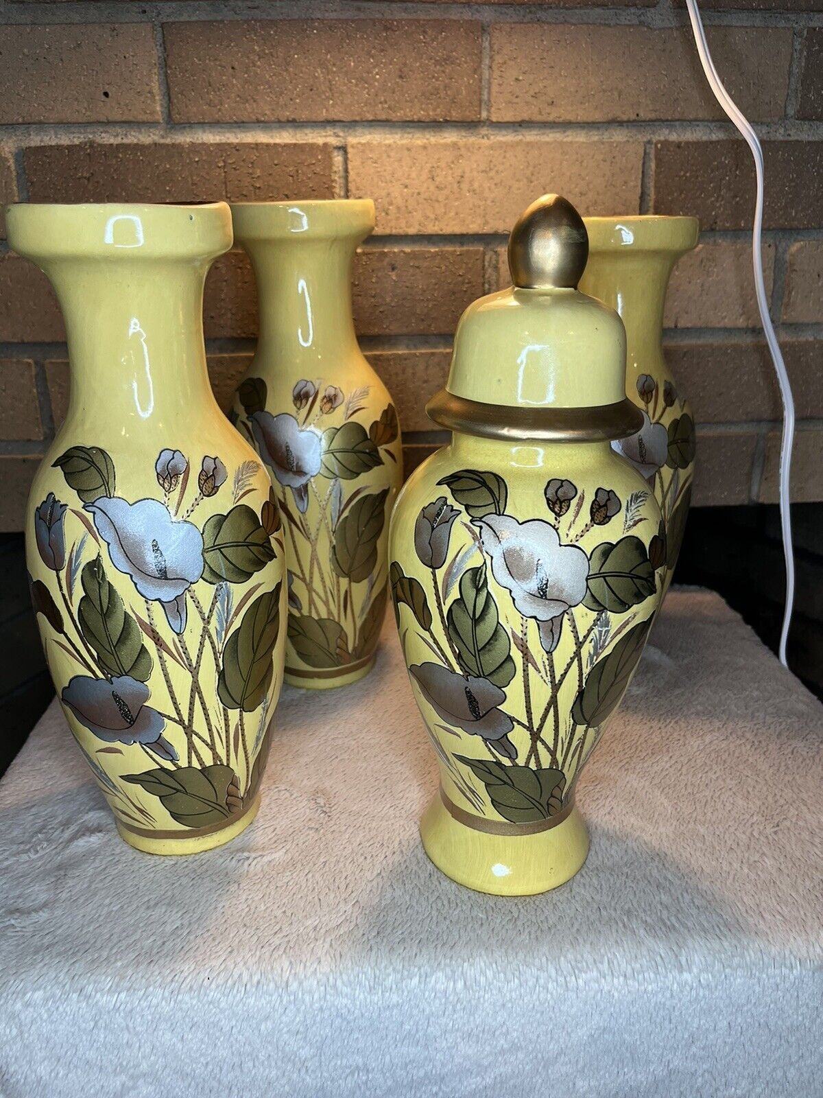 Rare Vintage Chinese Calla Lily Vase set