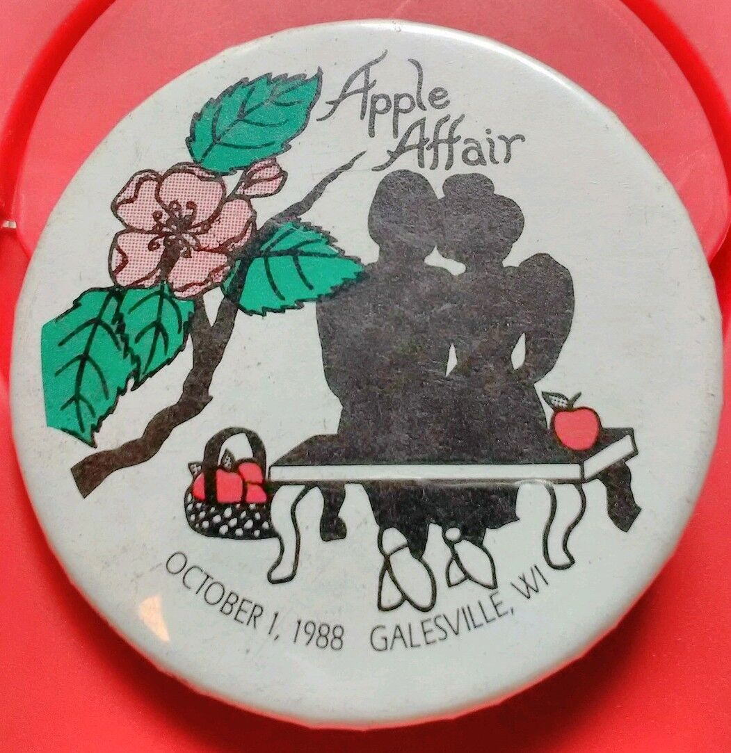 Vintage Rare 90s Apple Affair Galesville wi Wisconsin Fair Festival Pin Button