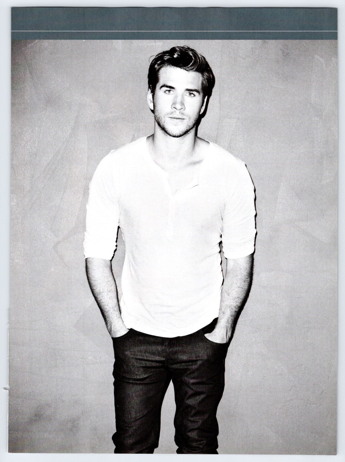 LIAM HEMSWORTH 8\