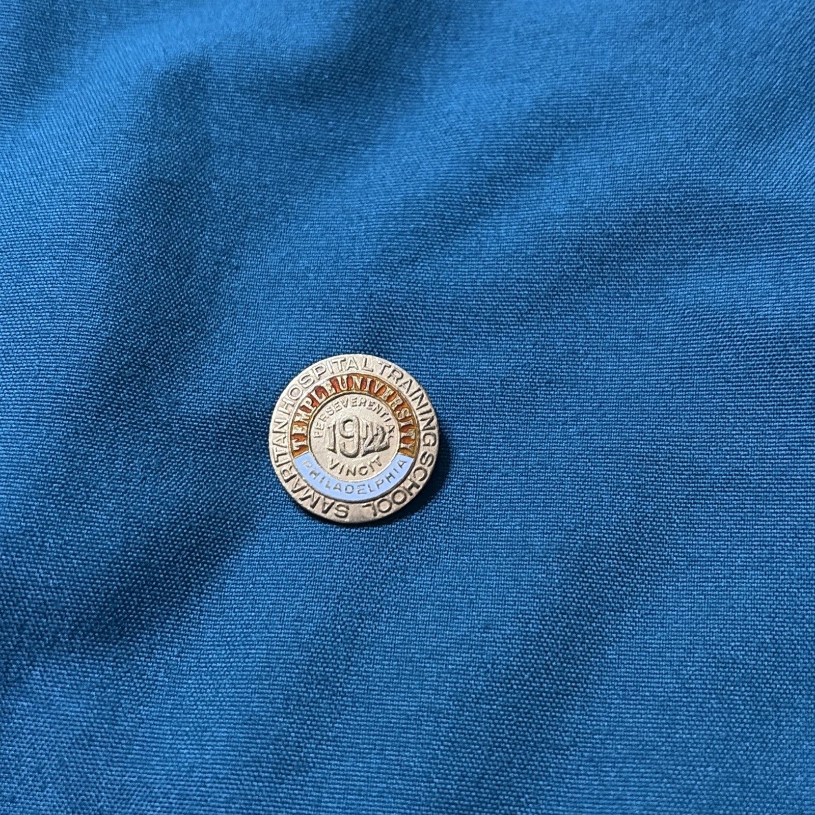 1922 Temple University Samaritan Hospital Training School 14k Nurse Pin