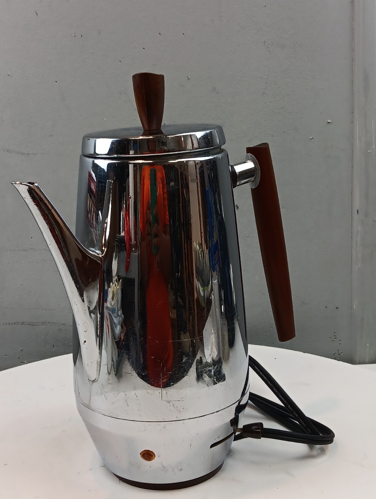 Vintage Wear-Ever Hall-ite electric coffee percolator Model 2097 MCM READ