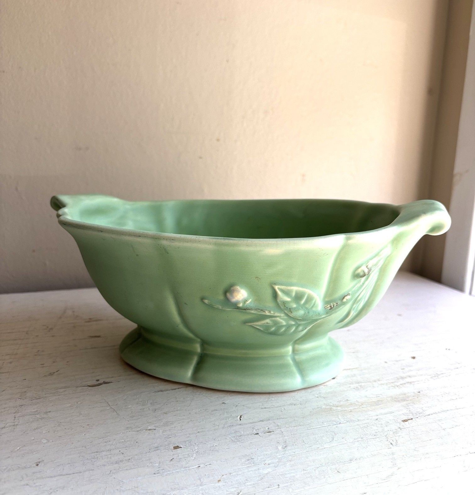 Weller B-12 Oblong Jardiniere Planter Vintage 30s Wild Rose Jadeite Green White