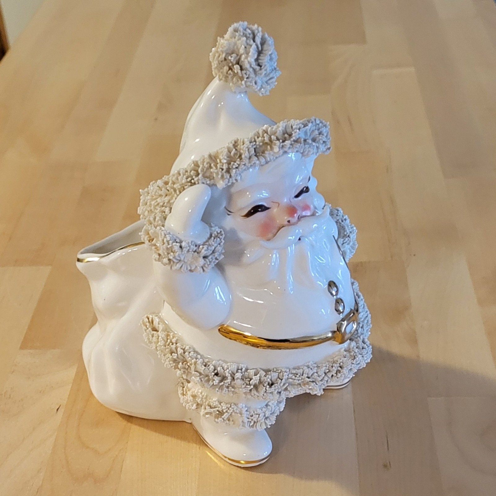 Vtg 1950s Ceramic Santa Claus Planter White w/Gold Accents_Spaghetti Trim Japan Vtg 1950s Ceramic Santa Claus Planter White w/Gold Accents_Spaghetti Trim Japan