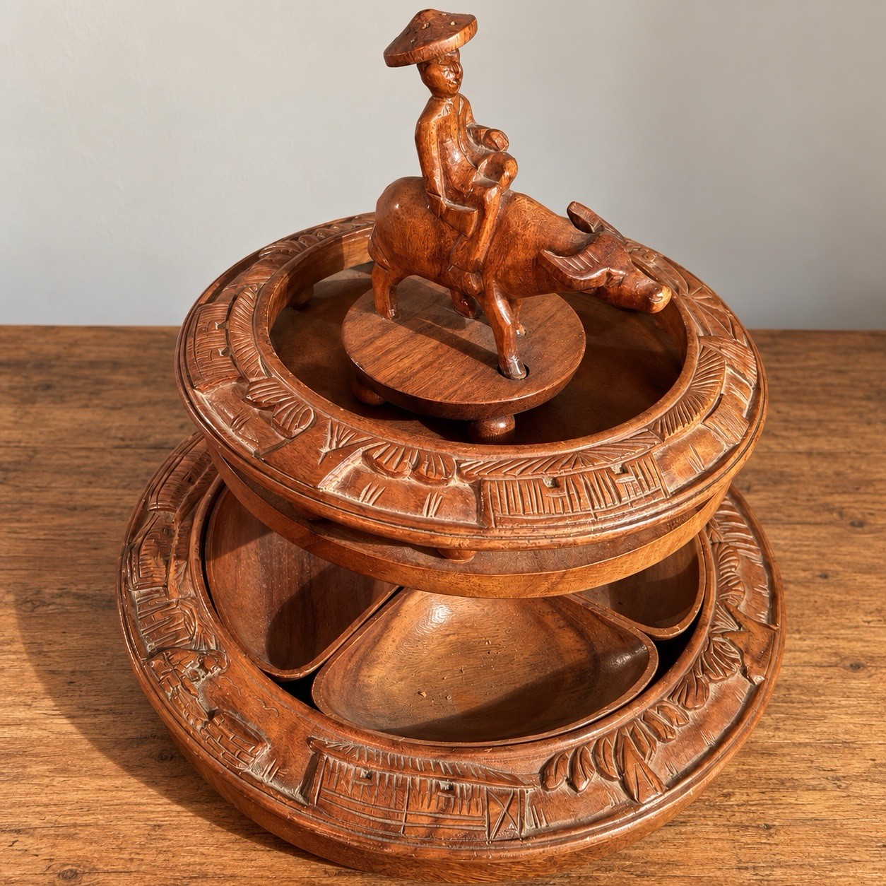 Vintage Philippine Monkey Pod Wood Lazy Susan Serving Tray – Carved Buffalo