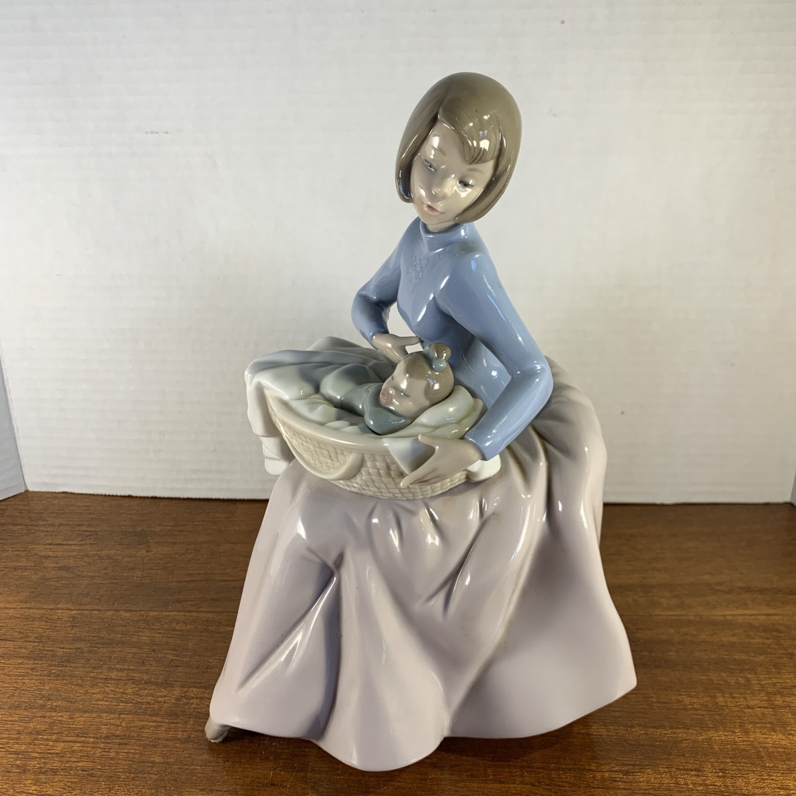 Retired LLADRO Bundle Of Love Mother Child Porcelain Figurine #1214 10” Excl