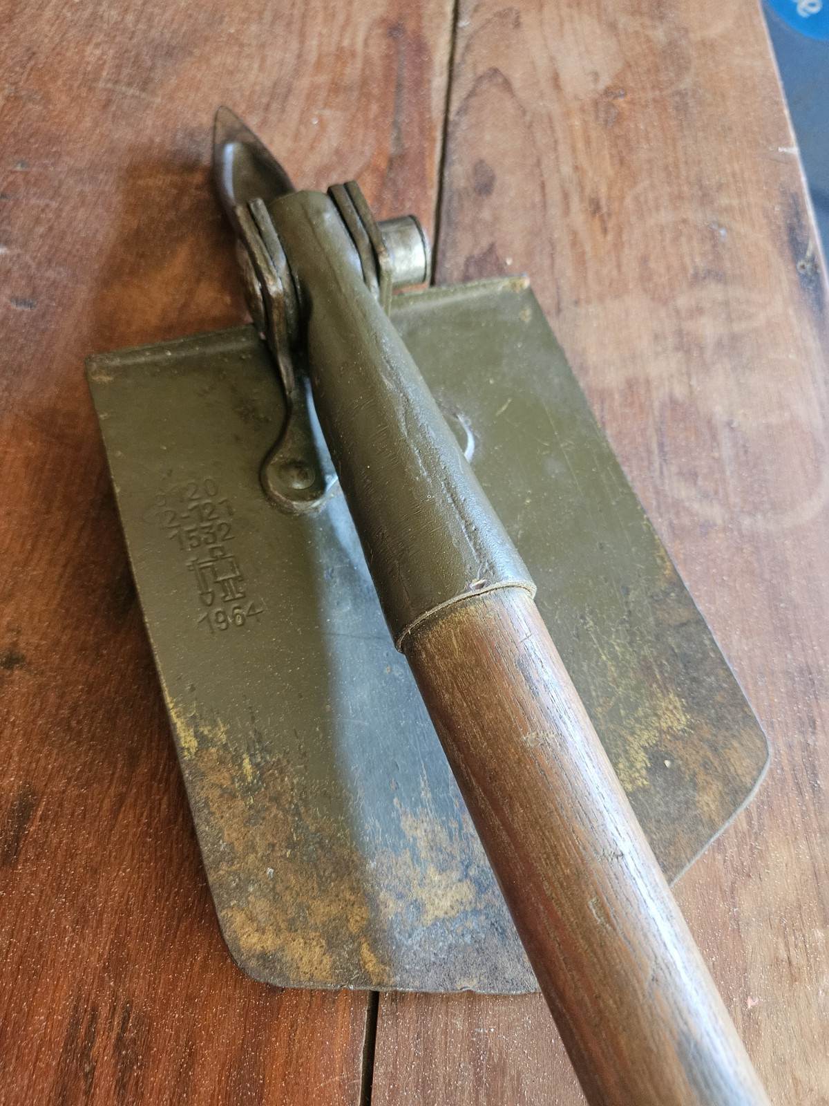Vintage Ames E Tool Trench/ Pick Shovel 1964 US Military/ Vietnam Vintage Ames E Tool Trench/ Pick Shovel 1964 US Military/ Vietnam