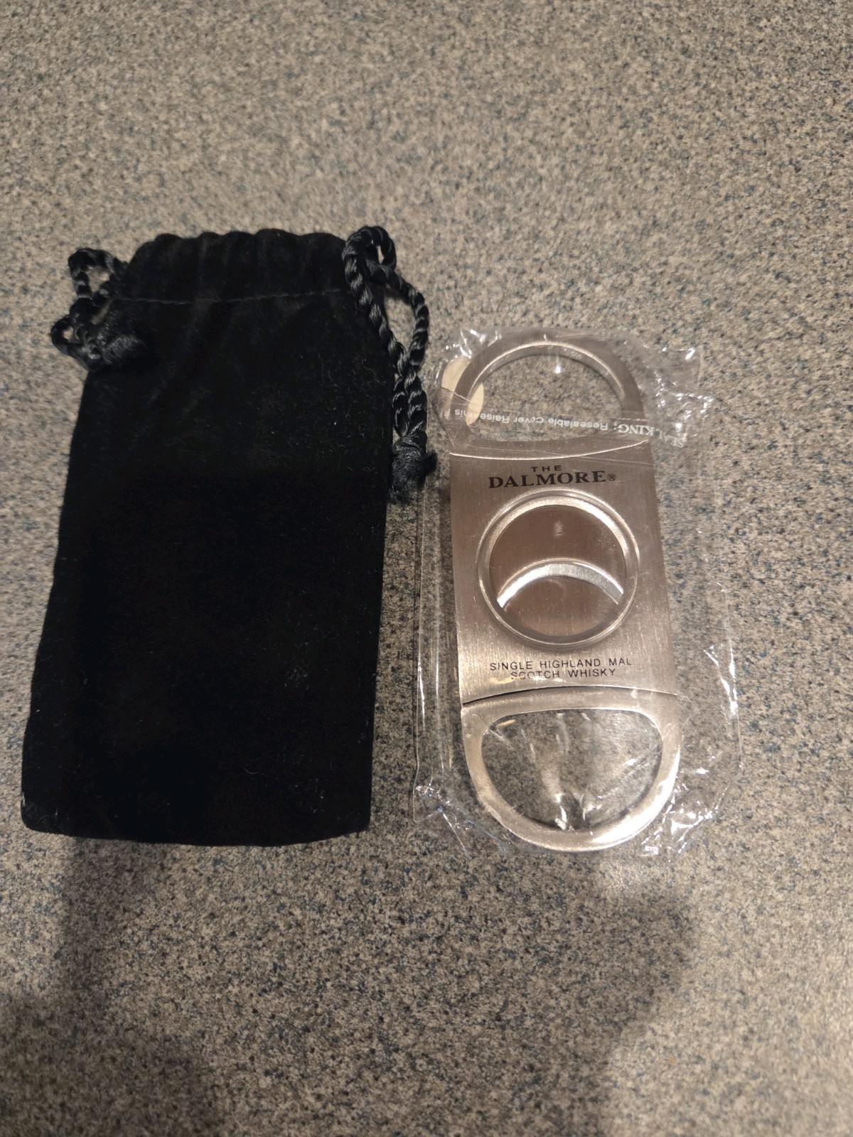 Dalmore Single Malt Scotch  Merchandise Cigar Cutters w/velvet bag ~ Rare