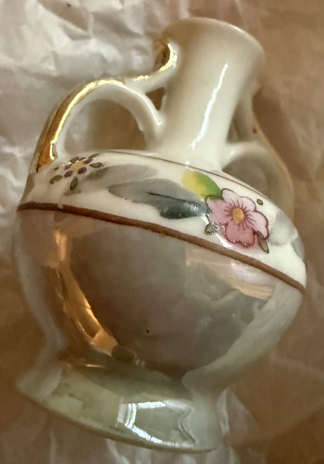 Vintage Japanese Porcelain Mini Vase – Hand Painted Floral & Gold Trim