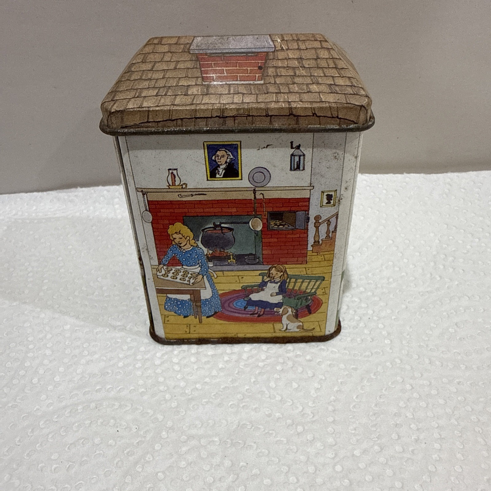 Vintage Nestle Toll House Tin 3.5\