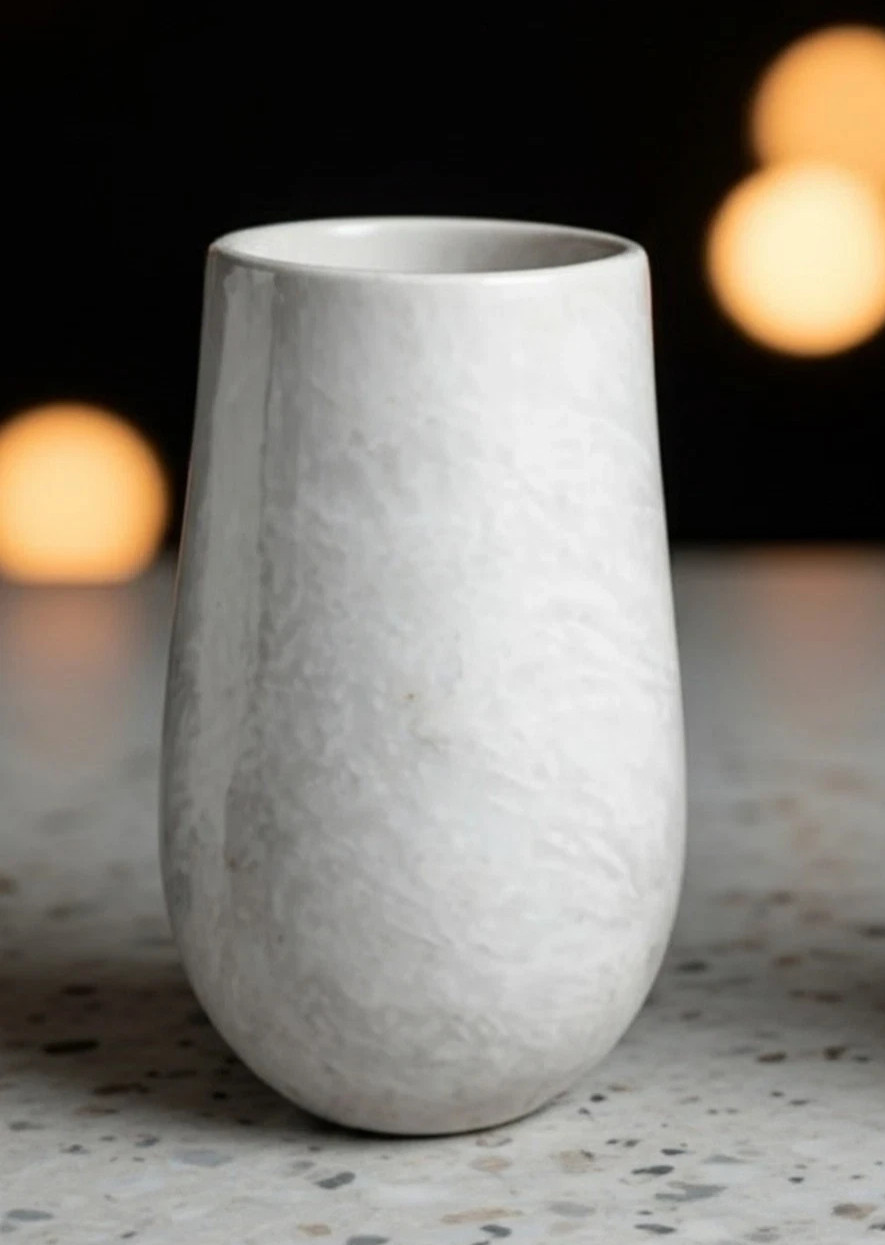 Elegant Marble & Onyx Natural Stone Decorative Flower Vase .  **FREE SHIPPING **
