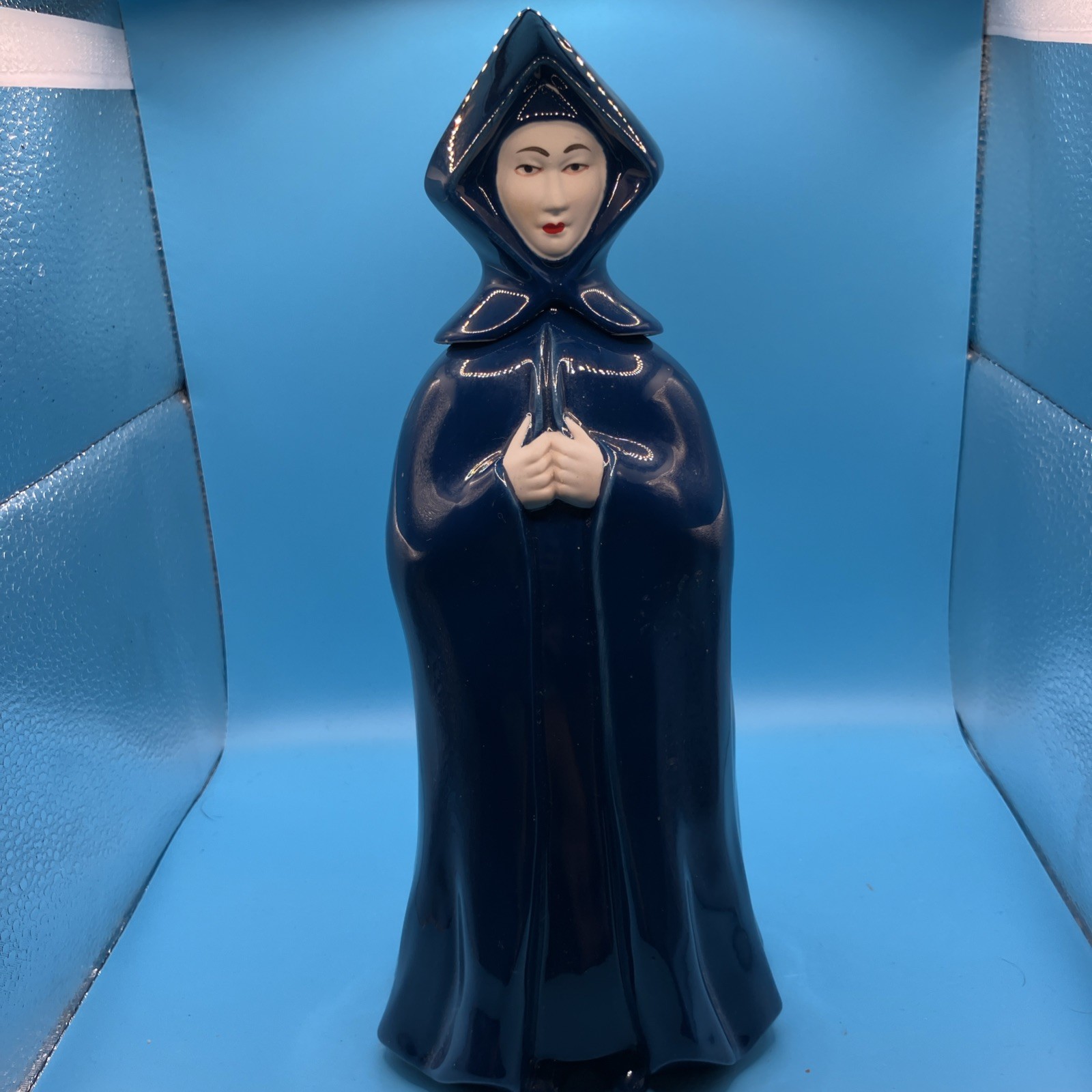 vintage Mulher do Capote ceramic liqueur decanter vintage Mulher do Capote ceramic liqueur decanter