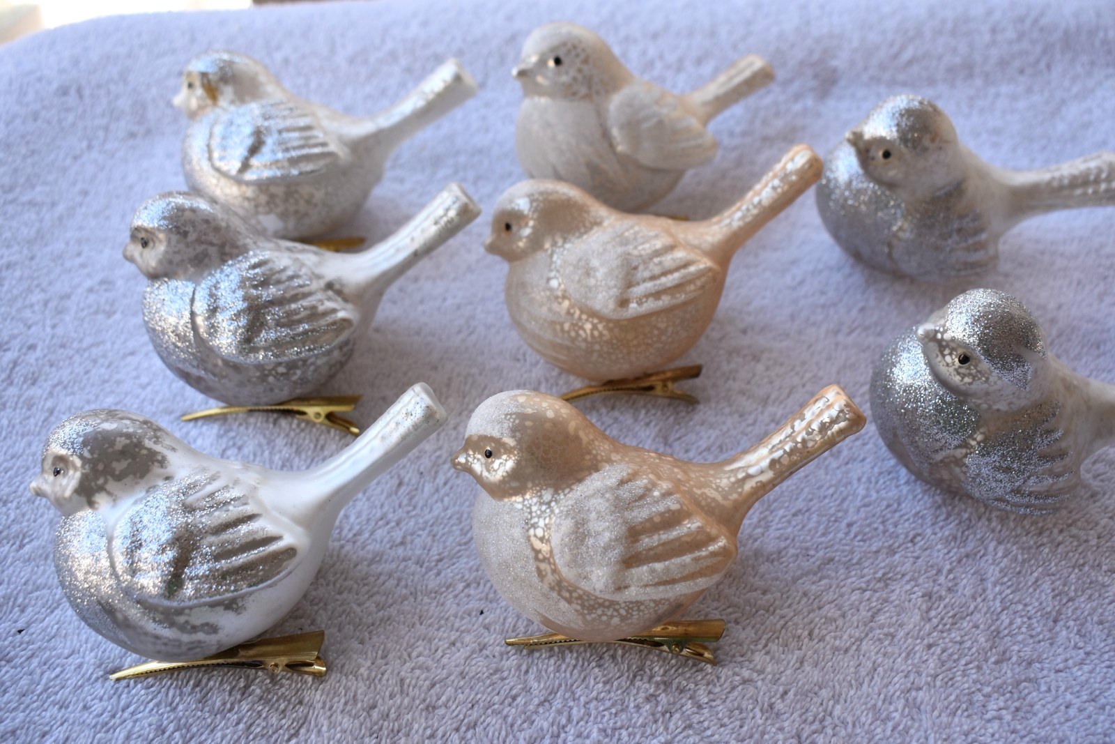 VTG Elegant Frosted Glass Birds with Glitter, Clip On Ornament, Set of 8 READ