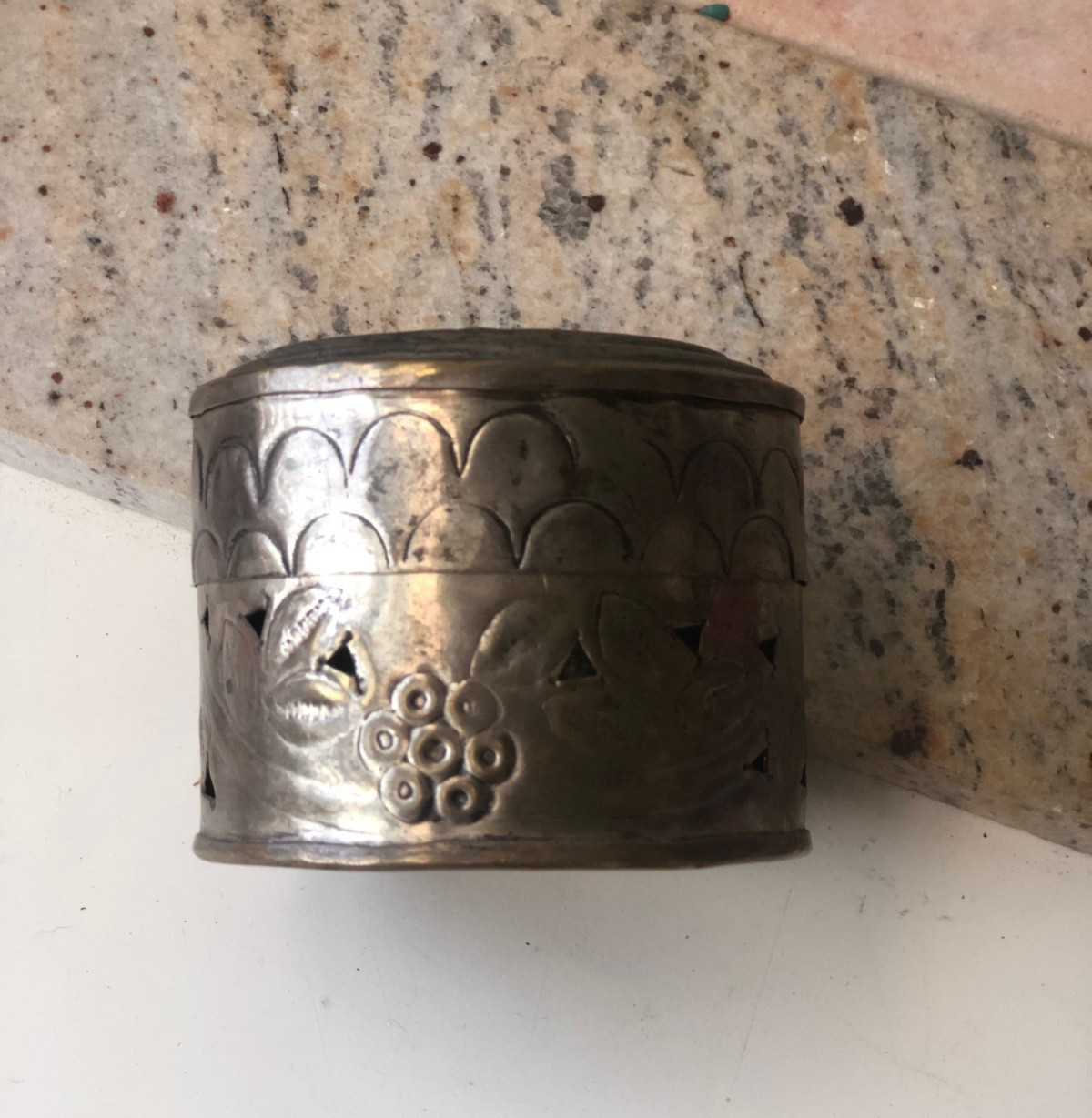 Beautiful Small Vintage Handcrafted Tin Incense or Potpourri Box, Floral Designs Beautiful Small Vintage Handcrafted Tin Incense or Potpourri Box, Floral Designs
