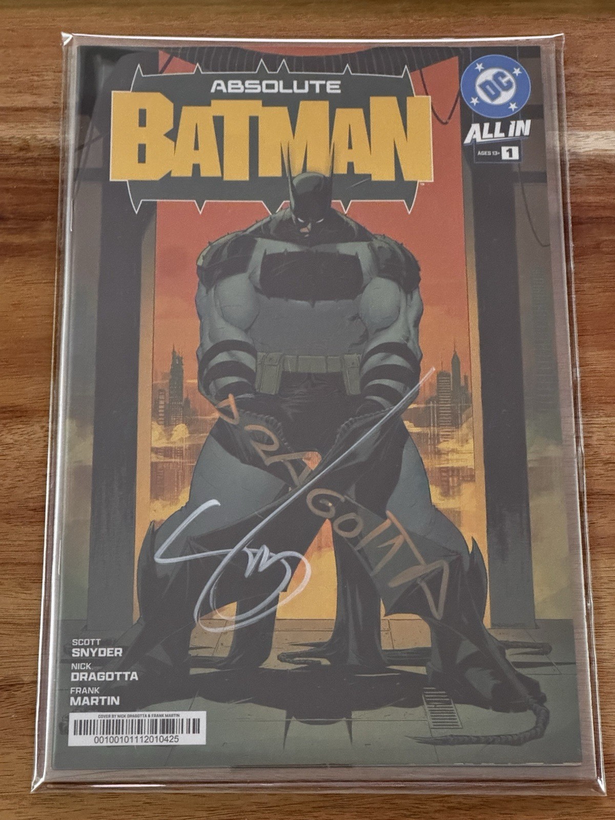 🔑DC Absolute Batman #1 1st Print Signed by Dragotta & Snyder COA FOMO Books🔥 🔑DC Absolute Batman #1 1st Print Signed by Dragotta & Snyder COA FOMO Books🔥