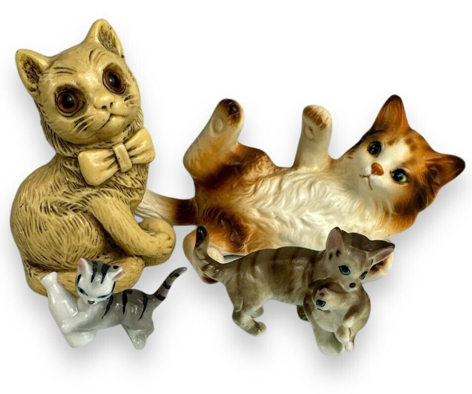 Kitty Cat Figurine Lot of 4 Miniature Porcelain Kitten Set Lefton & More Vintage